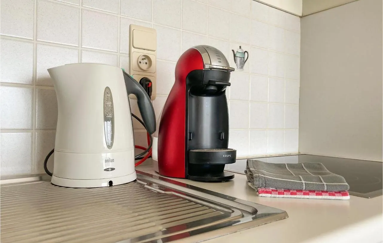 Nice Apartment In Oostende With Wifi 0*, Остенде