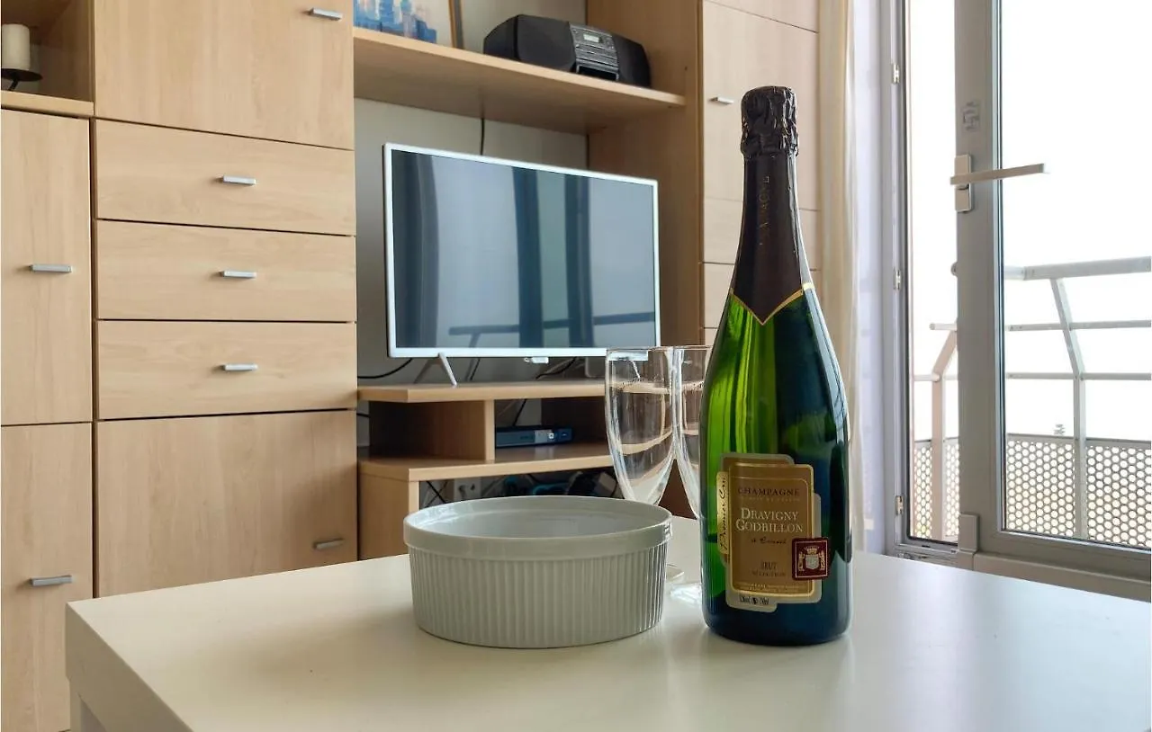 Nice Apartment In Oostende With Wifi